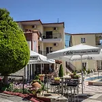 Otel Ilios 3*